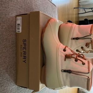 Sperry Saltwater boots